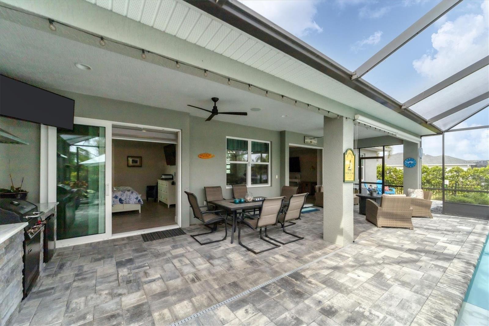 ROTONDA WEST PINE VALLEY - Residential