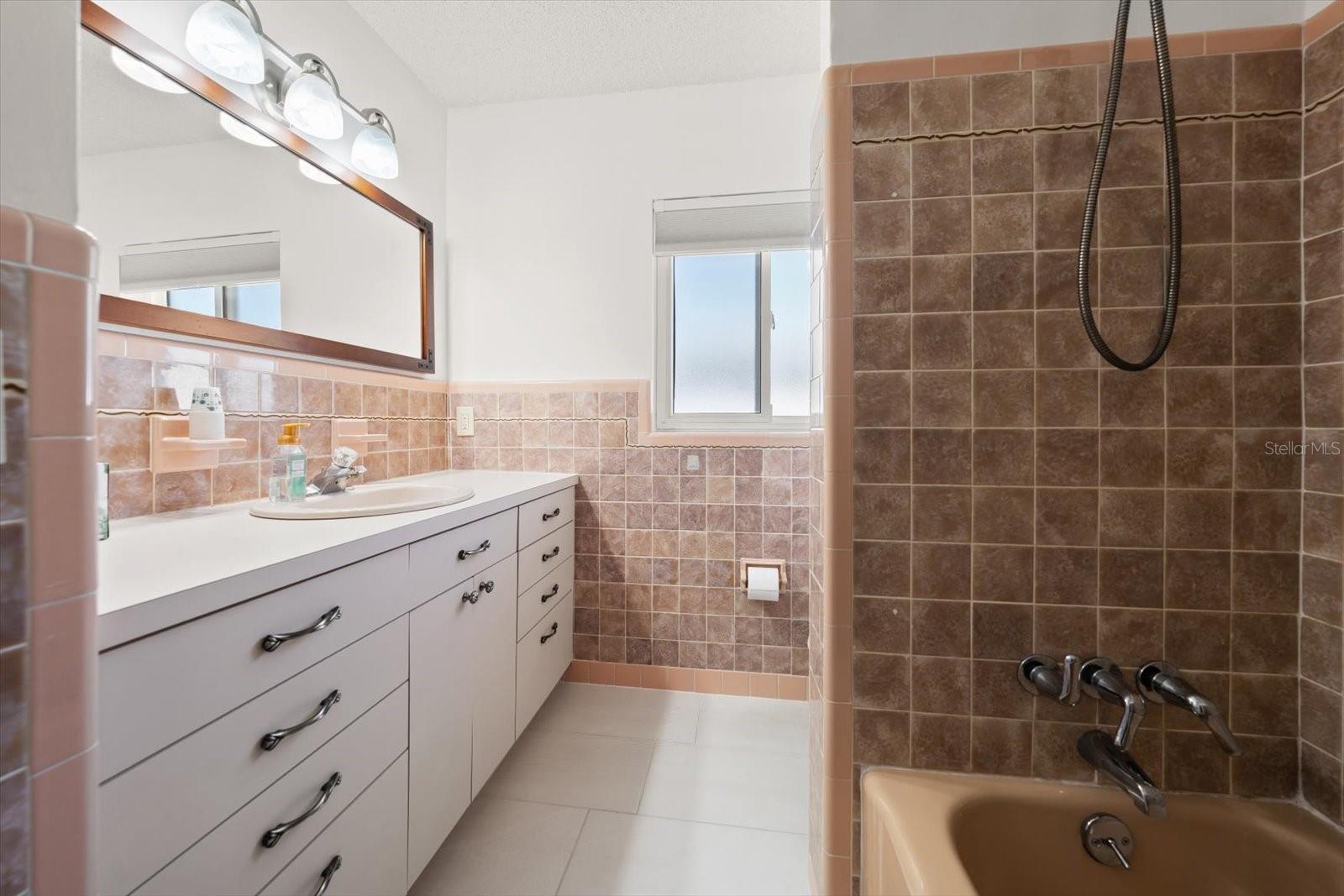 EAST DRUID ESTATES - Residential