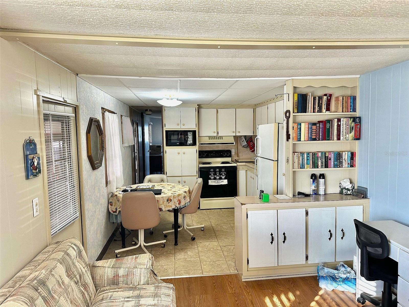 MIDWAY TRAILER COURT UNREC - Residential