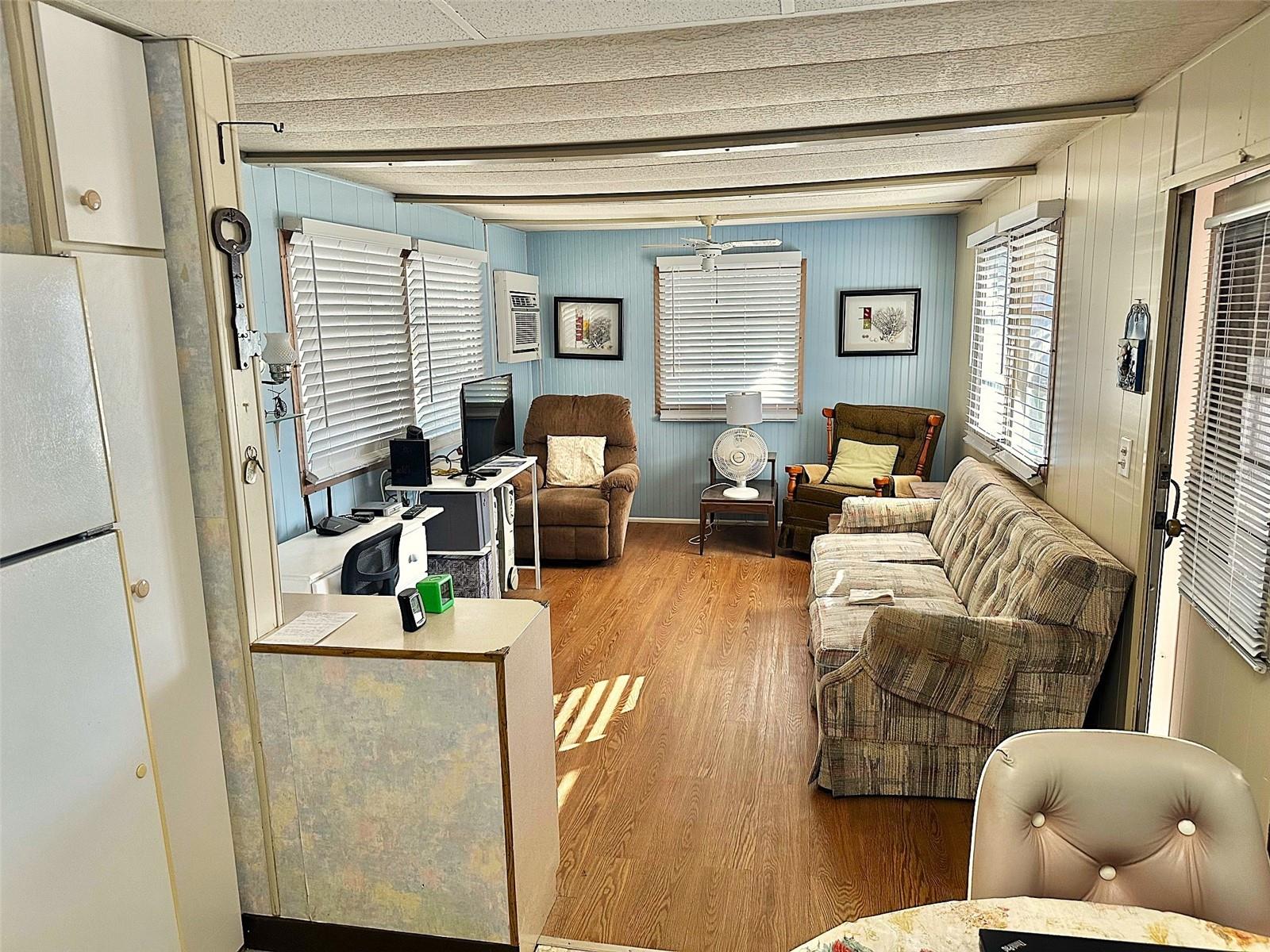 12674 SEMINOLE BOULEVARD C47