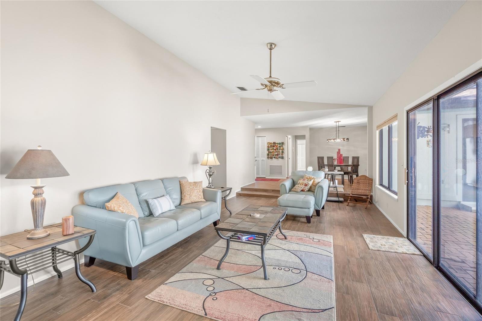 HAMMOCKS III,BENT TREE - Residential