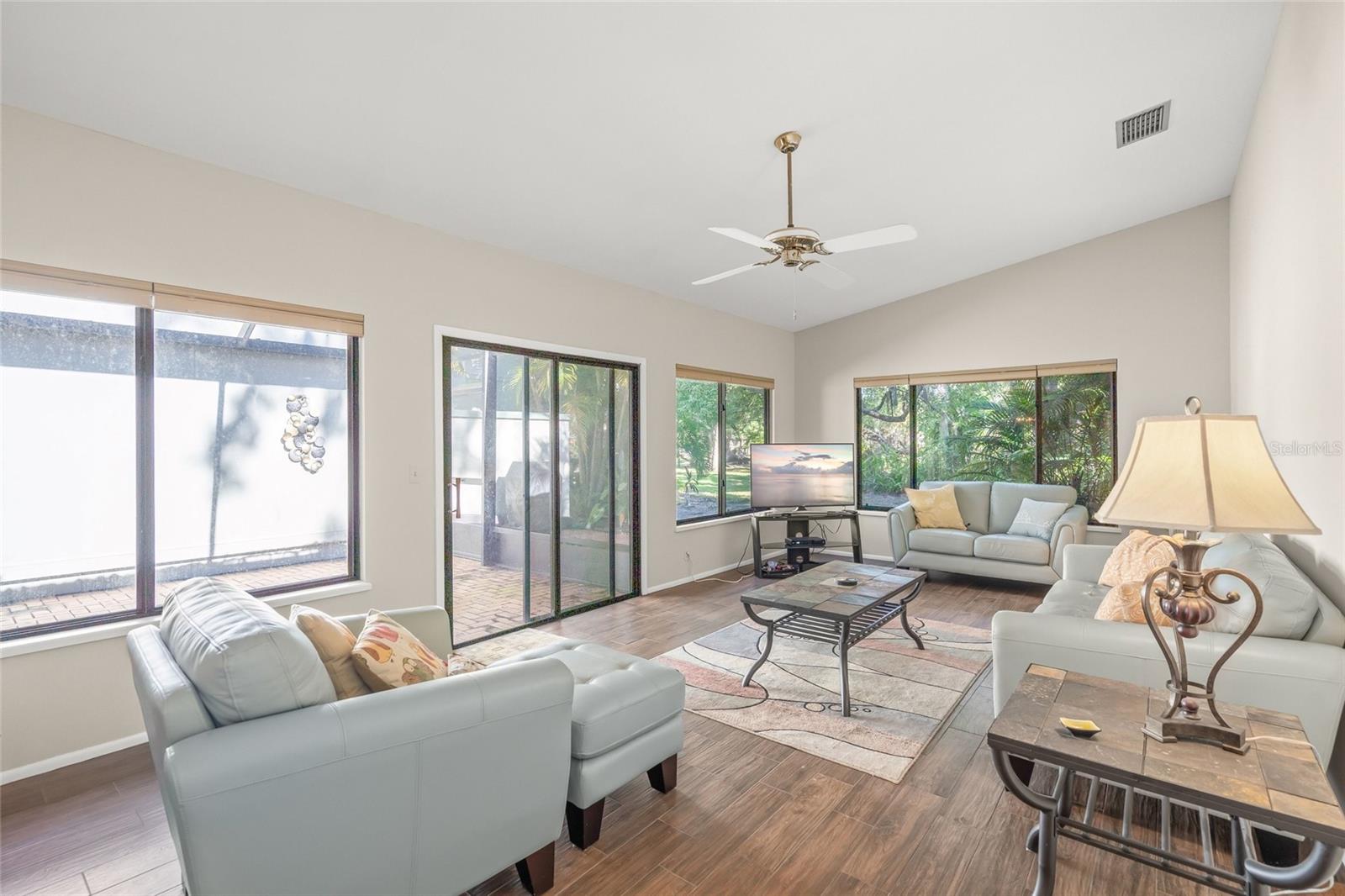 HAMMOCKS III,BENT TREE - Residential