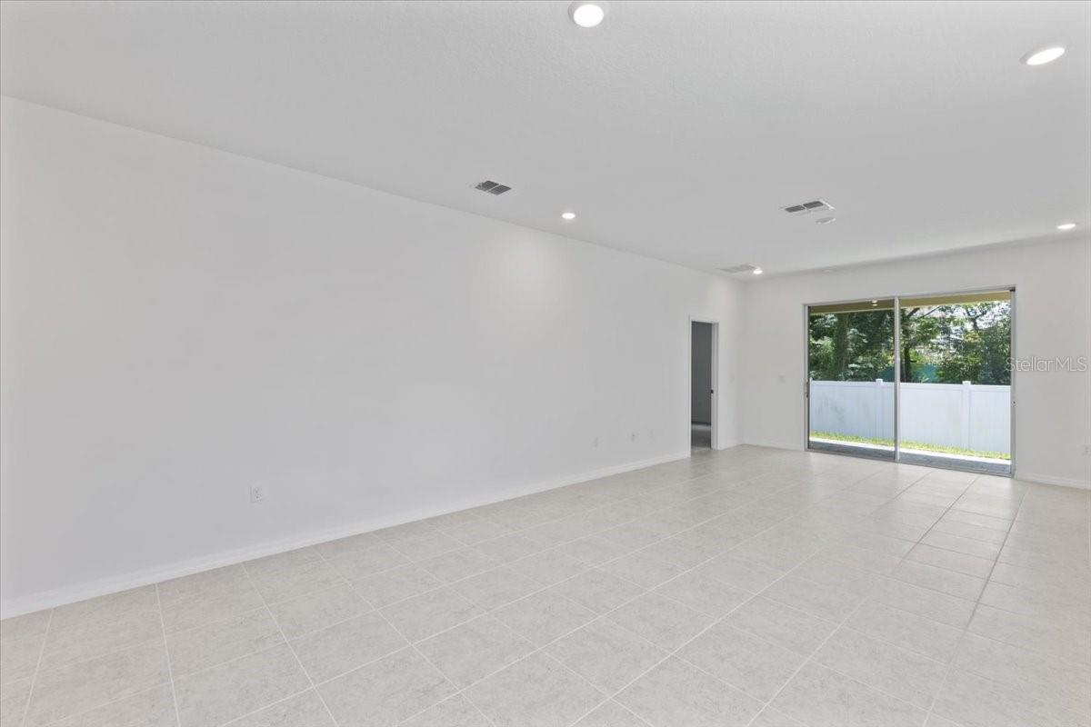 MIRROR LAKE VILLAGE - Residential