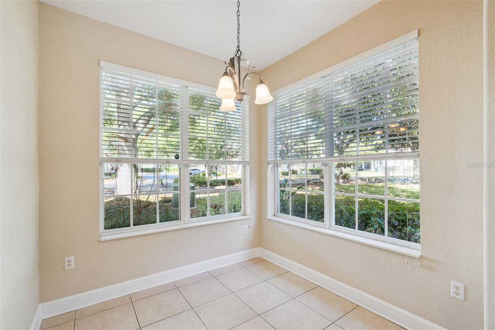 MANDALAY/STONEBRIDGECOMMONS C - Residential