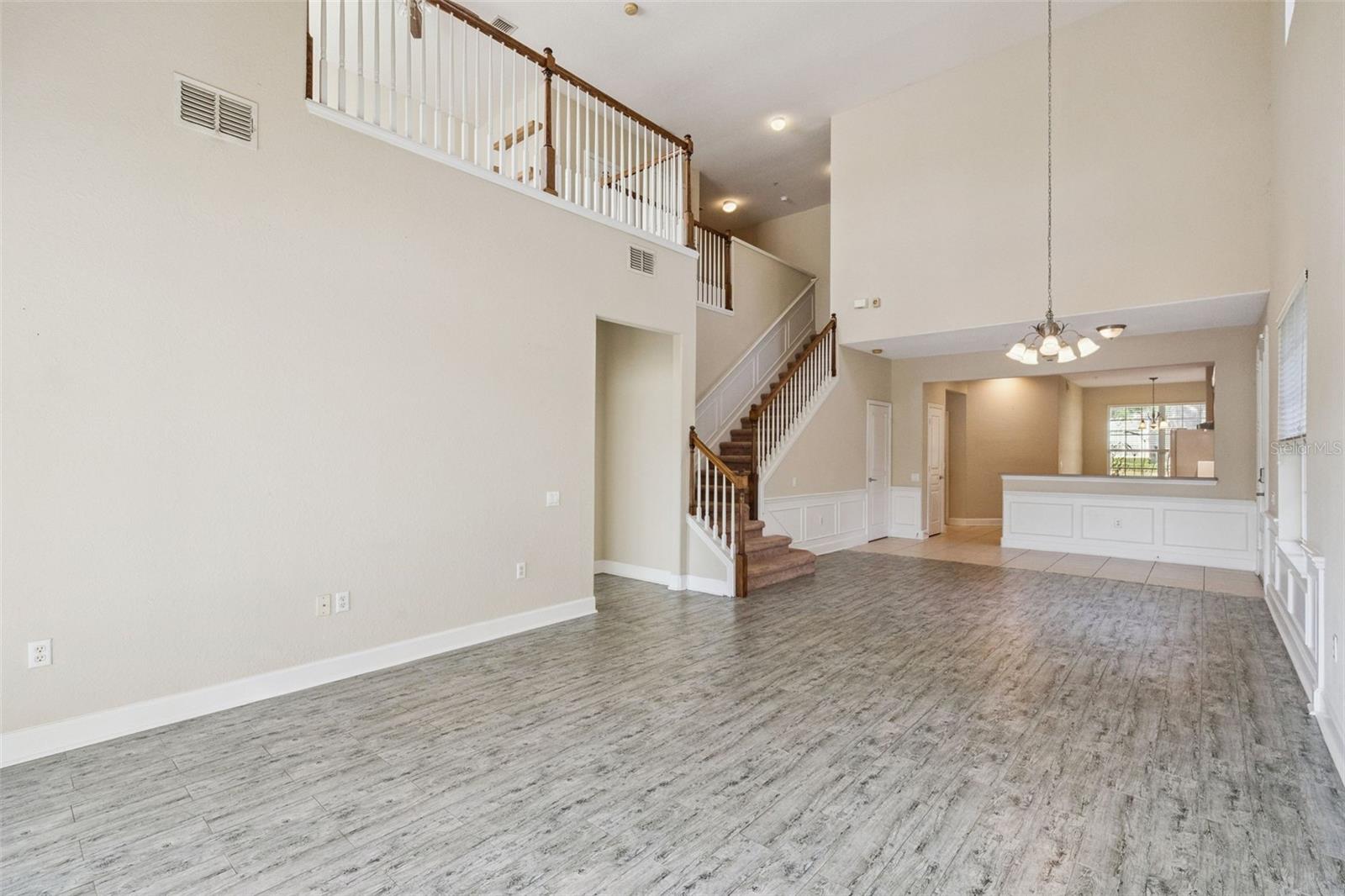 MANDALAY/STONEBRIDGECOMMONS C - Residential