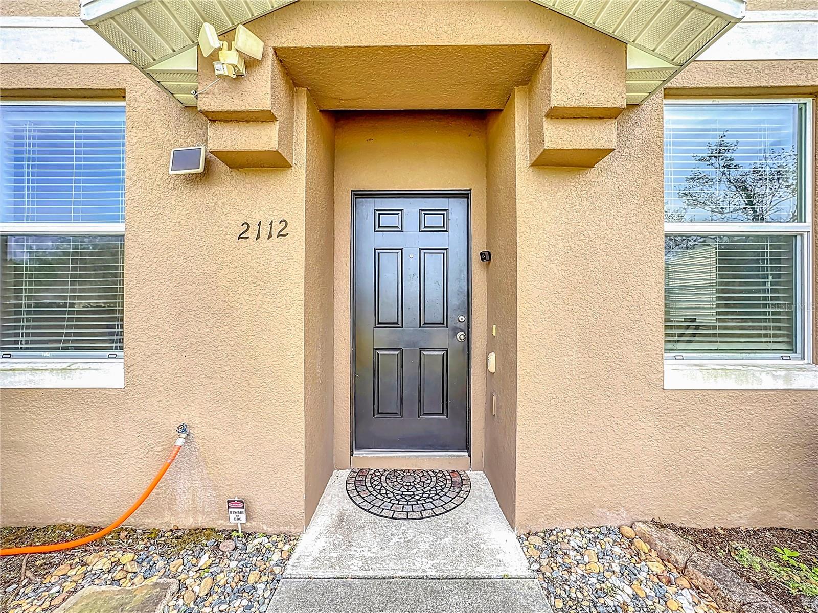 2112 BETSY ROSS LANE