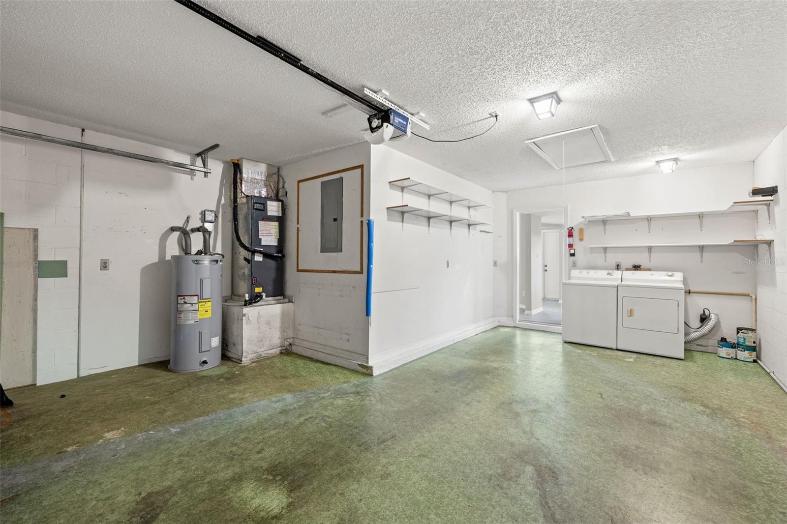 HIGHGATE IV CONDO - Residential