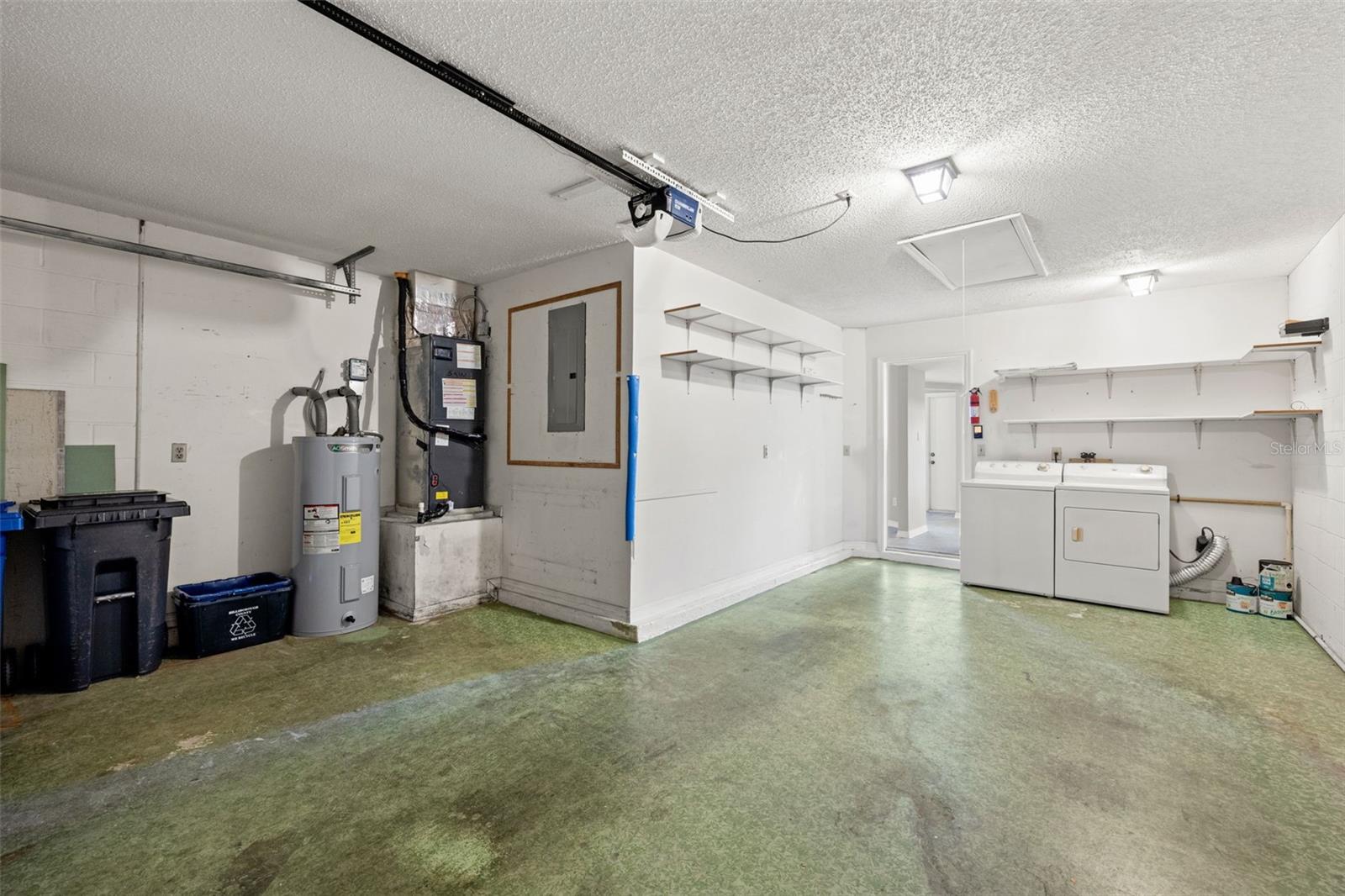 HIGHGATE IV CONDO - Residential