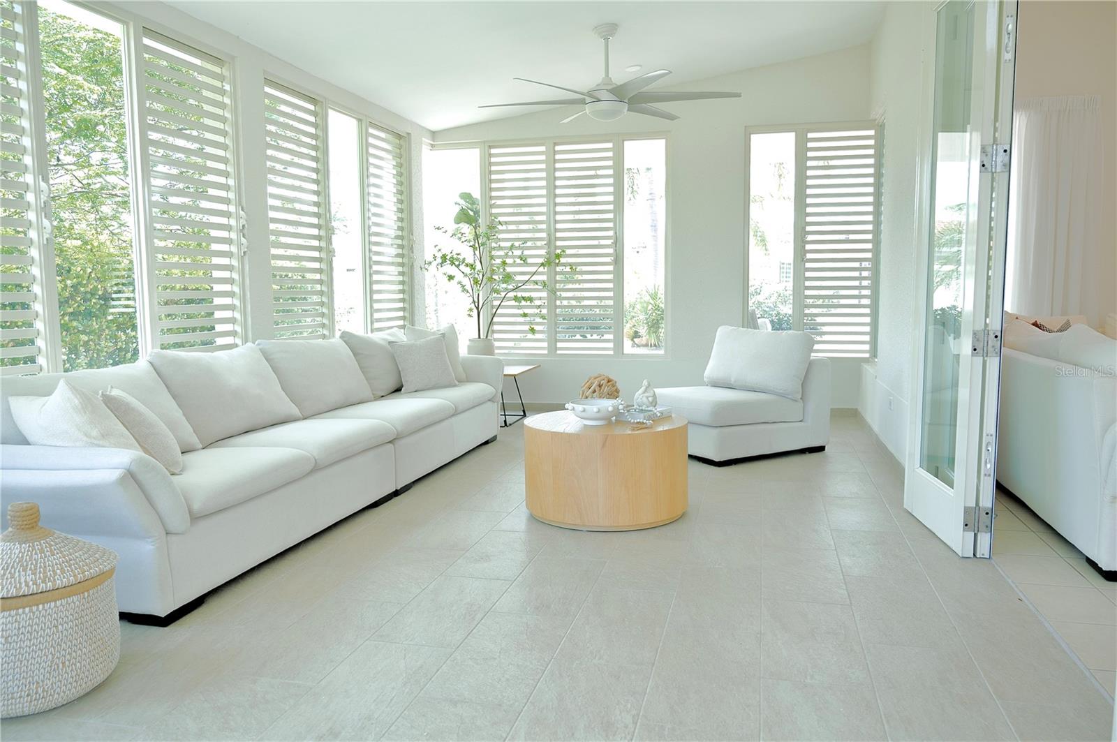 SABANERA DE DORADO - Residential