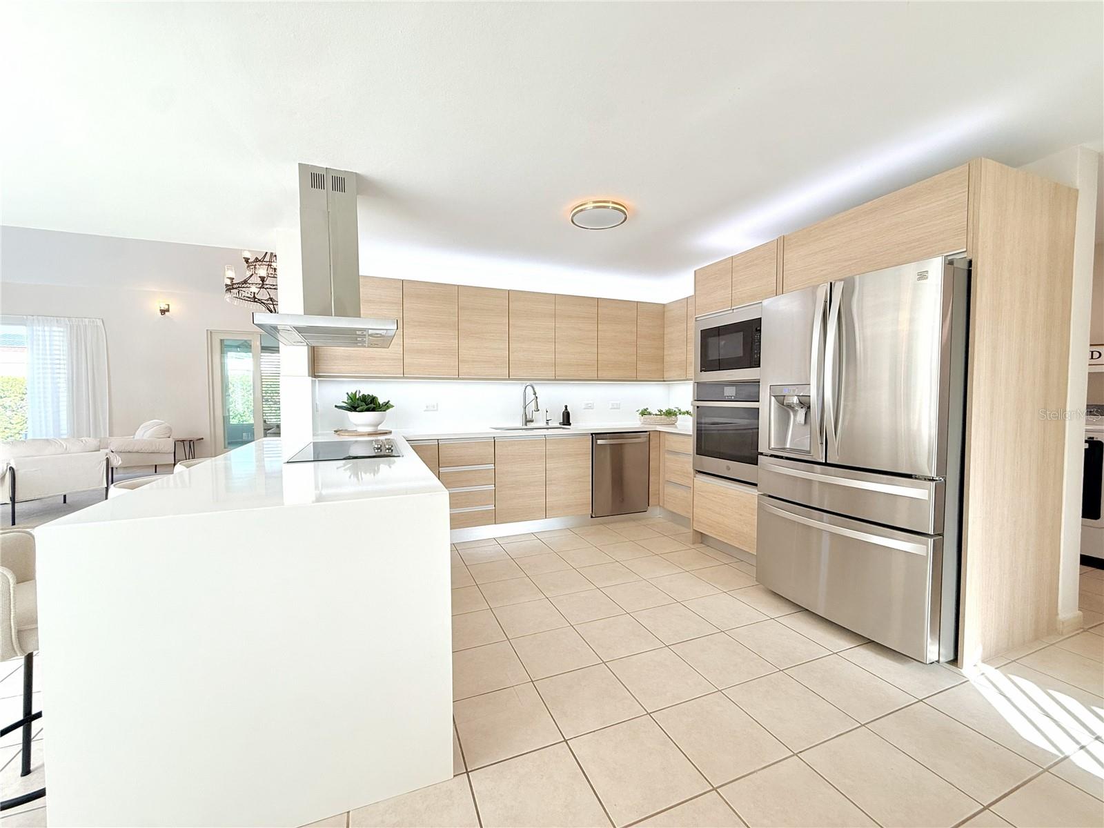 SABANERA DE DORADO - Residential