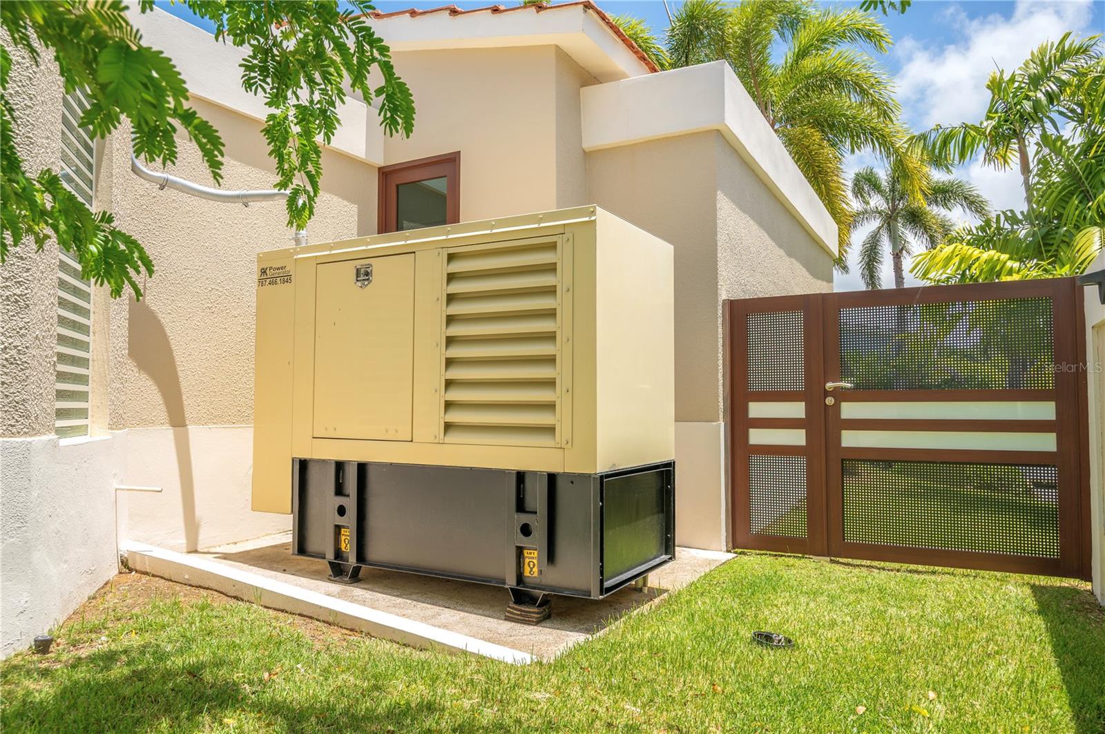 SABANERA DE DORADO - Residential