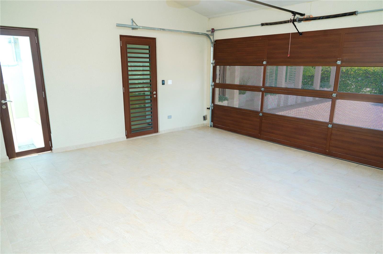 SABANERA DE DORADO - Residential