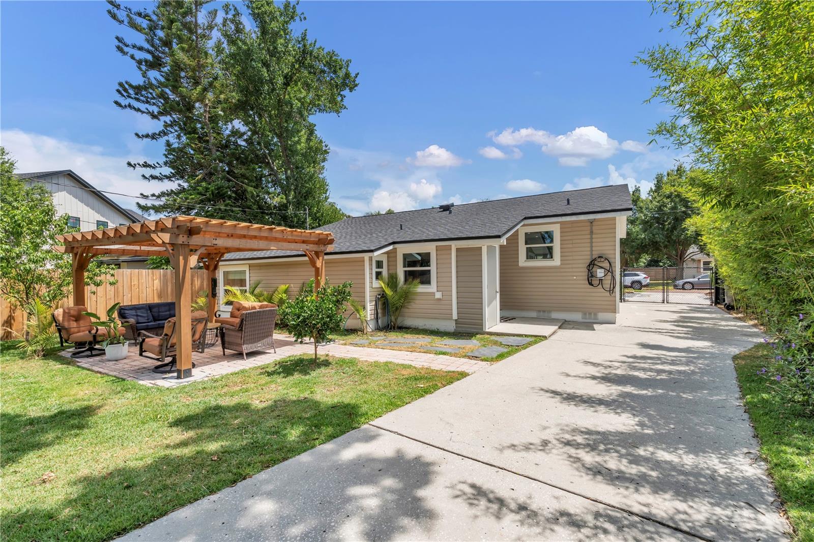 ALLENDALE TERRACE - Residential