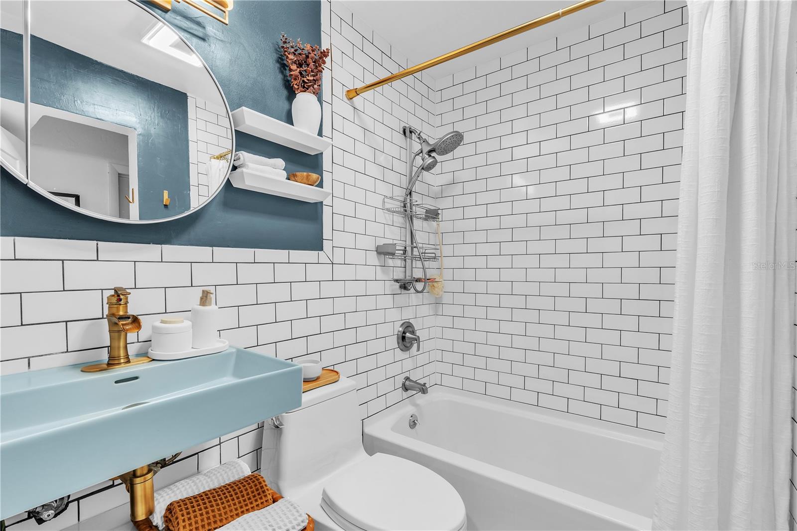 ALLENDALE TERRACE - Residential