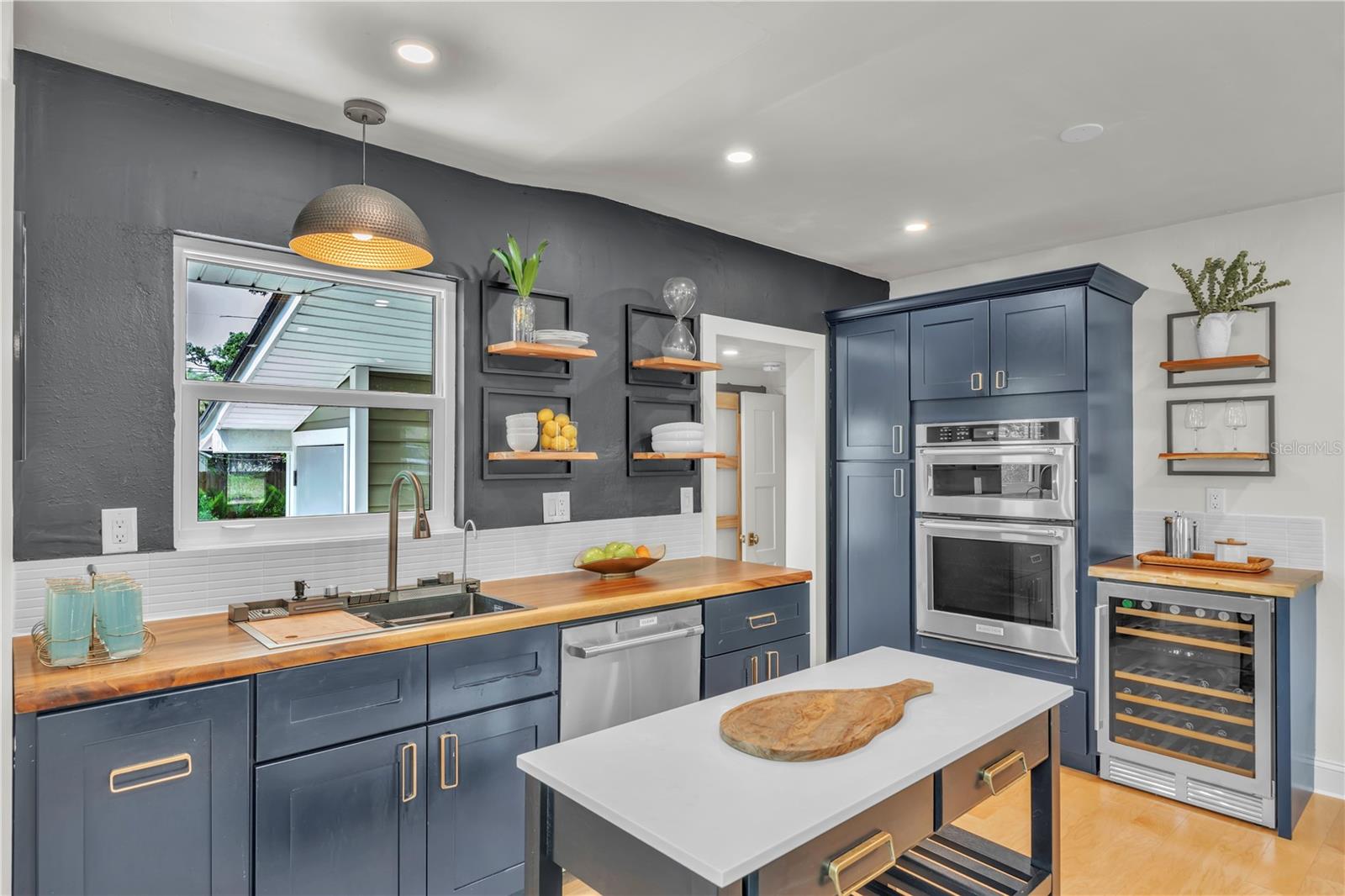 ALLENDALE TERRACE - Residential