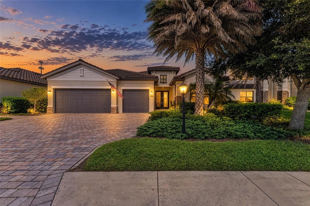 Photo of 17009 Polo Trail, Bradenton, FL 34211 (MLS # A4705427)