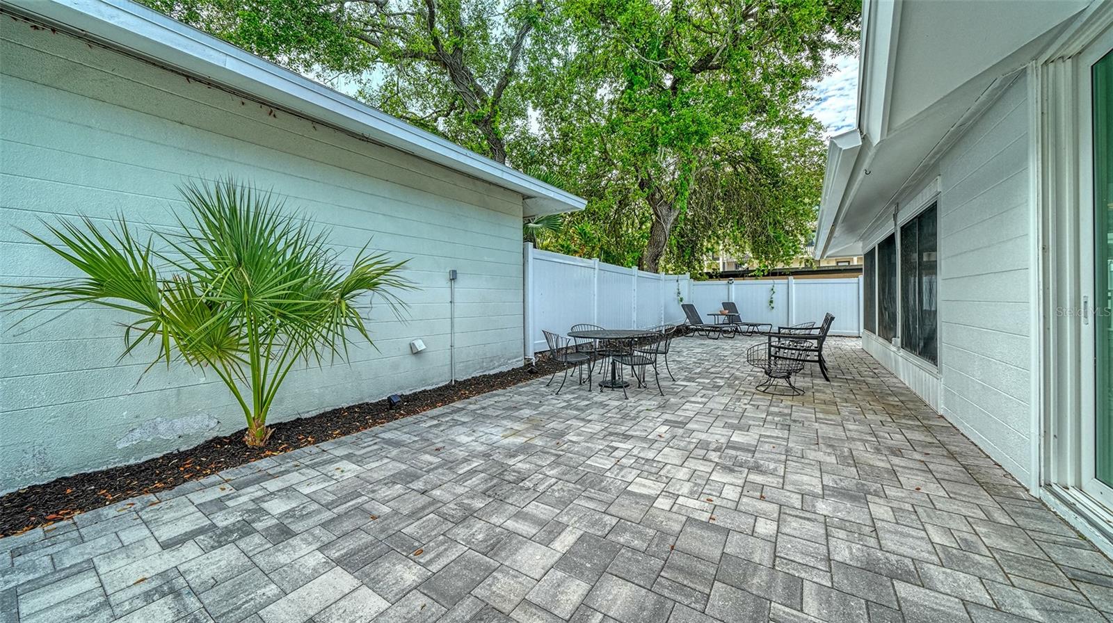 POLYNESIAN GARDENS - Residential