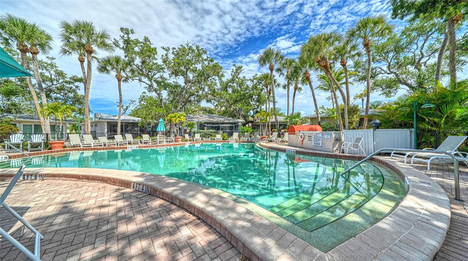 POLYNESIAN GARDENS - Residential