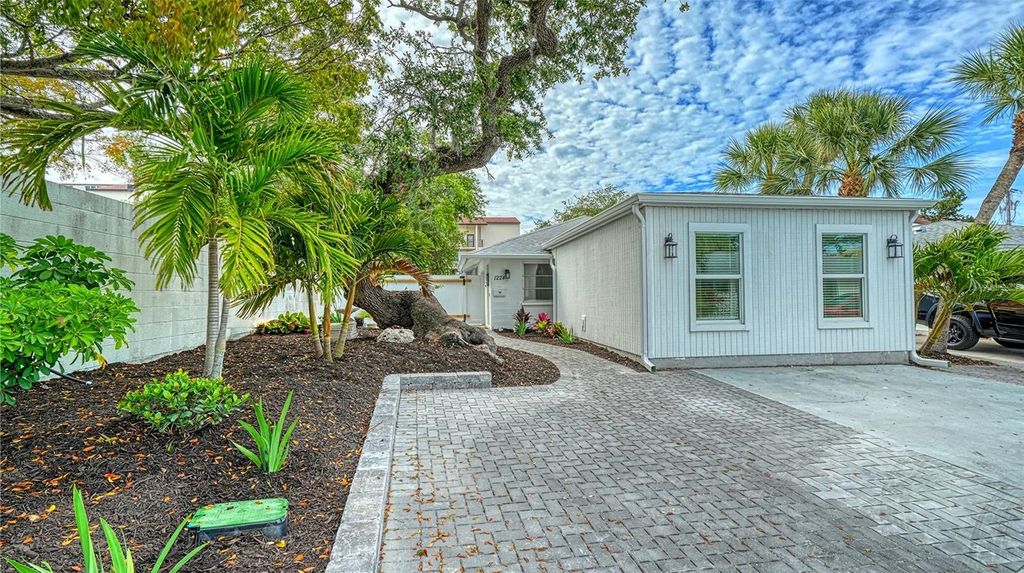 Photo of 1224 Moonmist Circle #S-3, Sarasota, FL 34242 (MLS # A4690713)