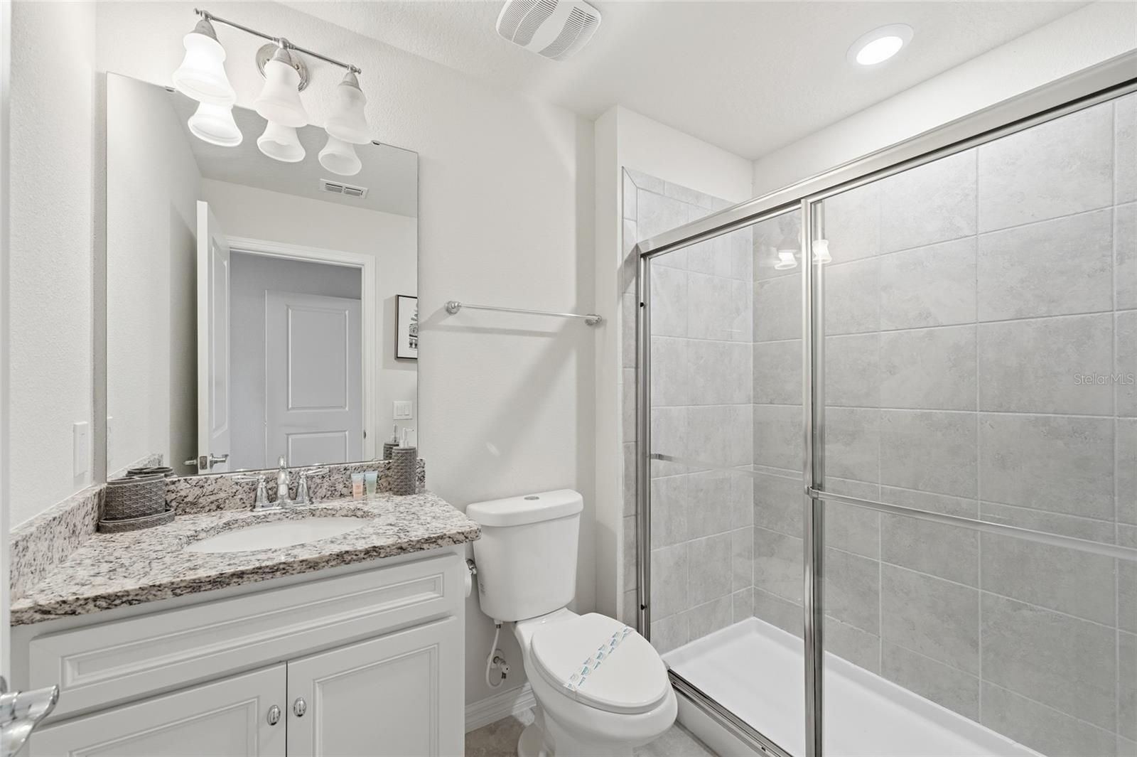 WINDSOR ISLAND RESIDENCE - Residential