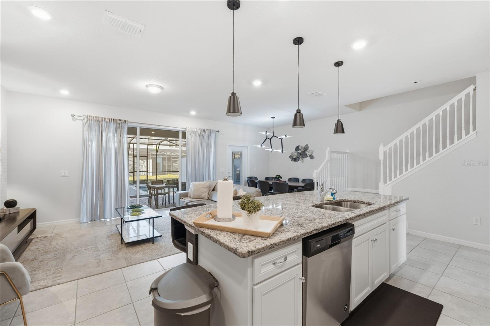 WINDSOR ISLAND RESIDENCE - Residential