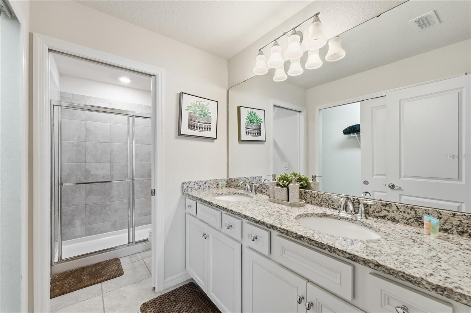 WINDSOR ISLAND RESIDENCE - Residential