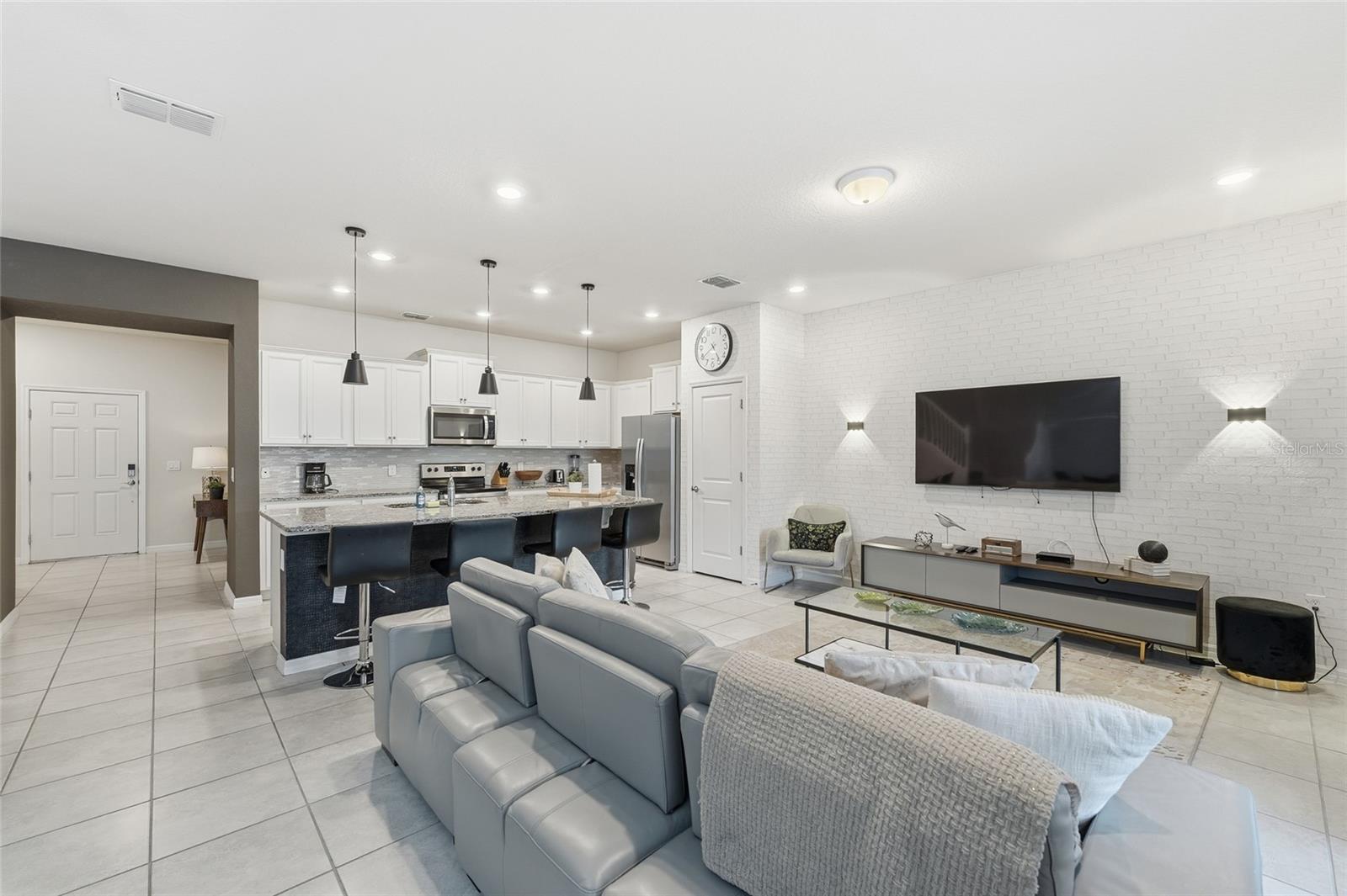 WINDSOR ISLAND RESIDENCE - Residential