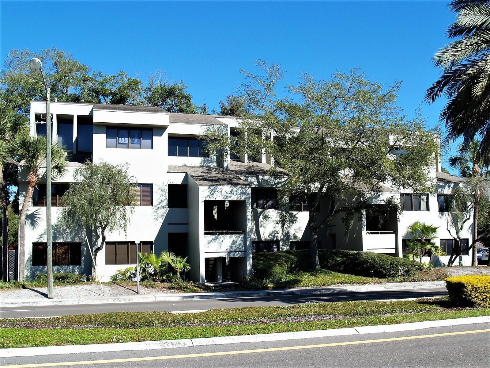 KENNEDY OAKS CONDO - Commercial Sale