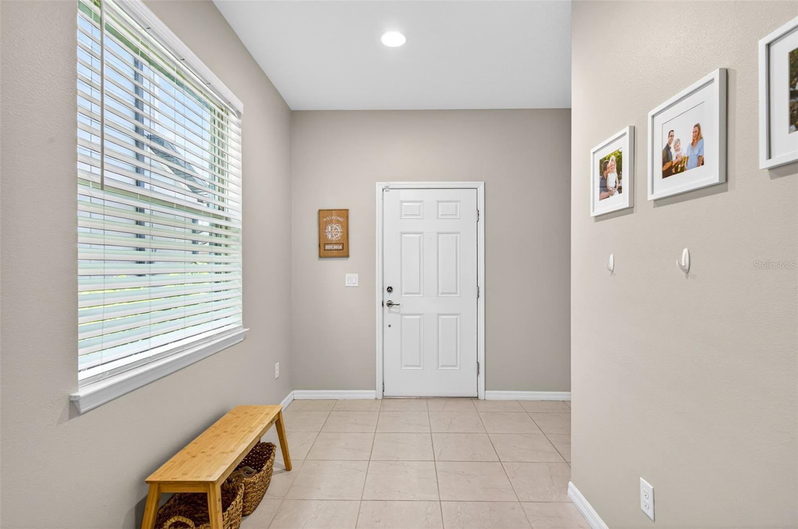 6216 KENAVA LOOP