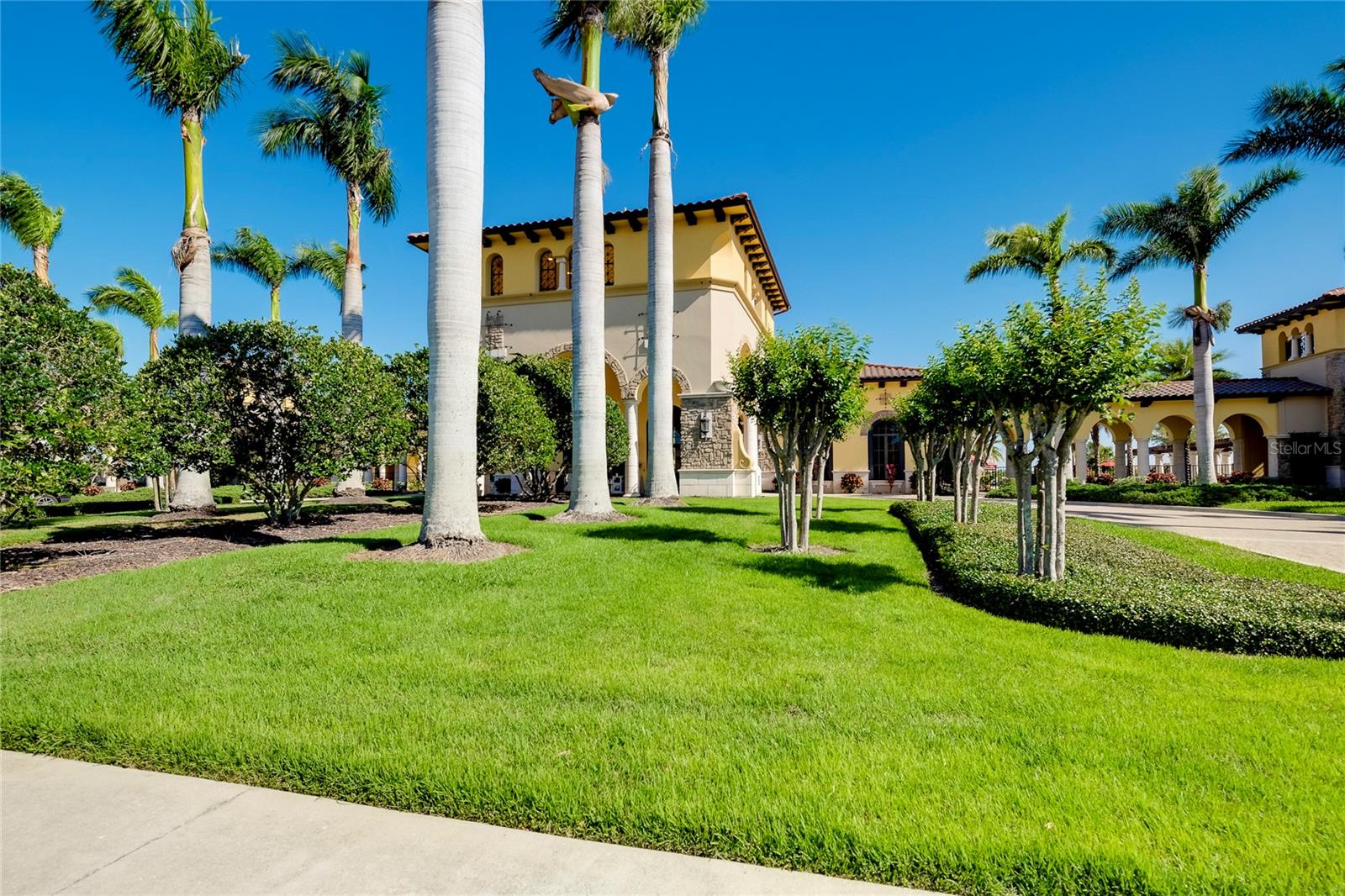 GRAN PARADISO PH 1 - Residential