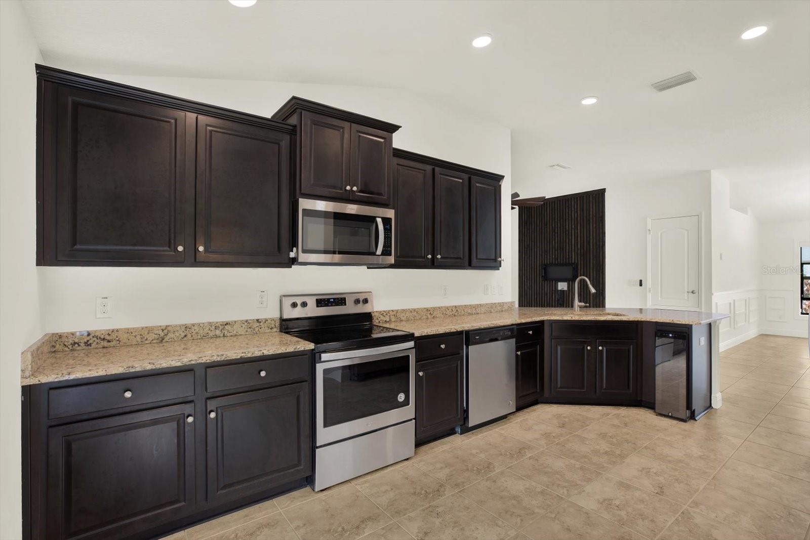 COUNTRY WALK INCREMENT E PH 02 - Residential