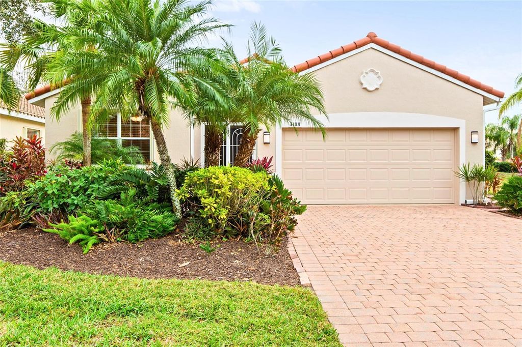 Photo of 4108 65th Place E, Sarasota, FL 34243 (MLS # A4674746)