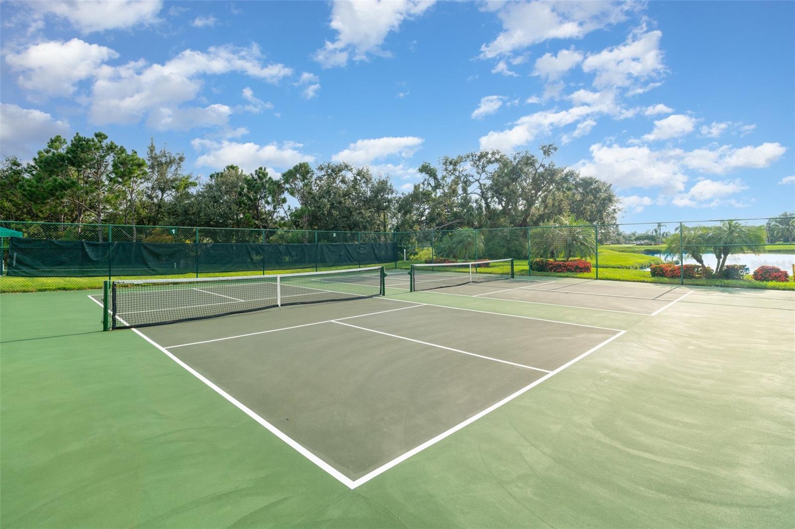 CASCADES AT SARASOTA PH I - Residential