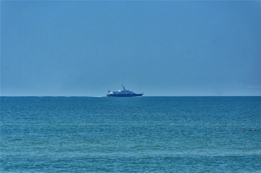 INN ON THE BEACH PH II - Residential