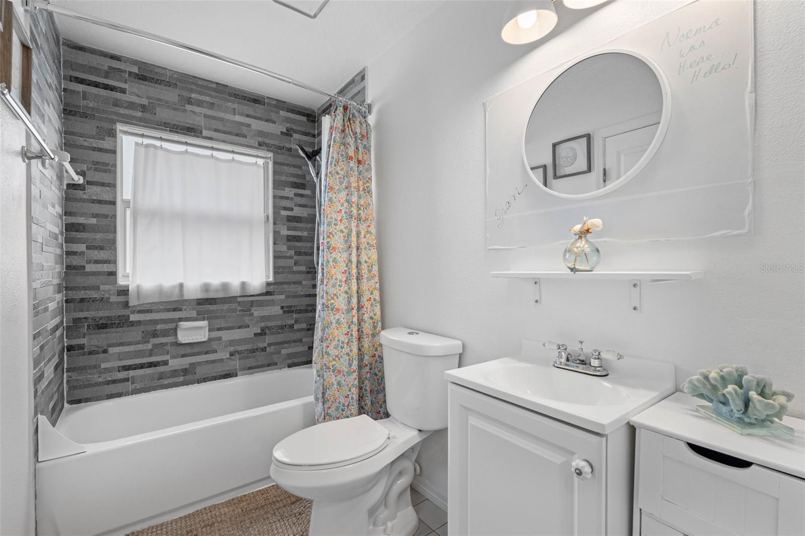 HUNTERS GREEN PRCL 17A PHAS - Residential