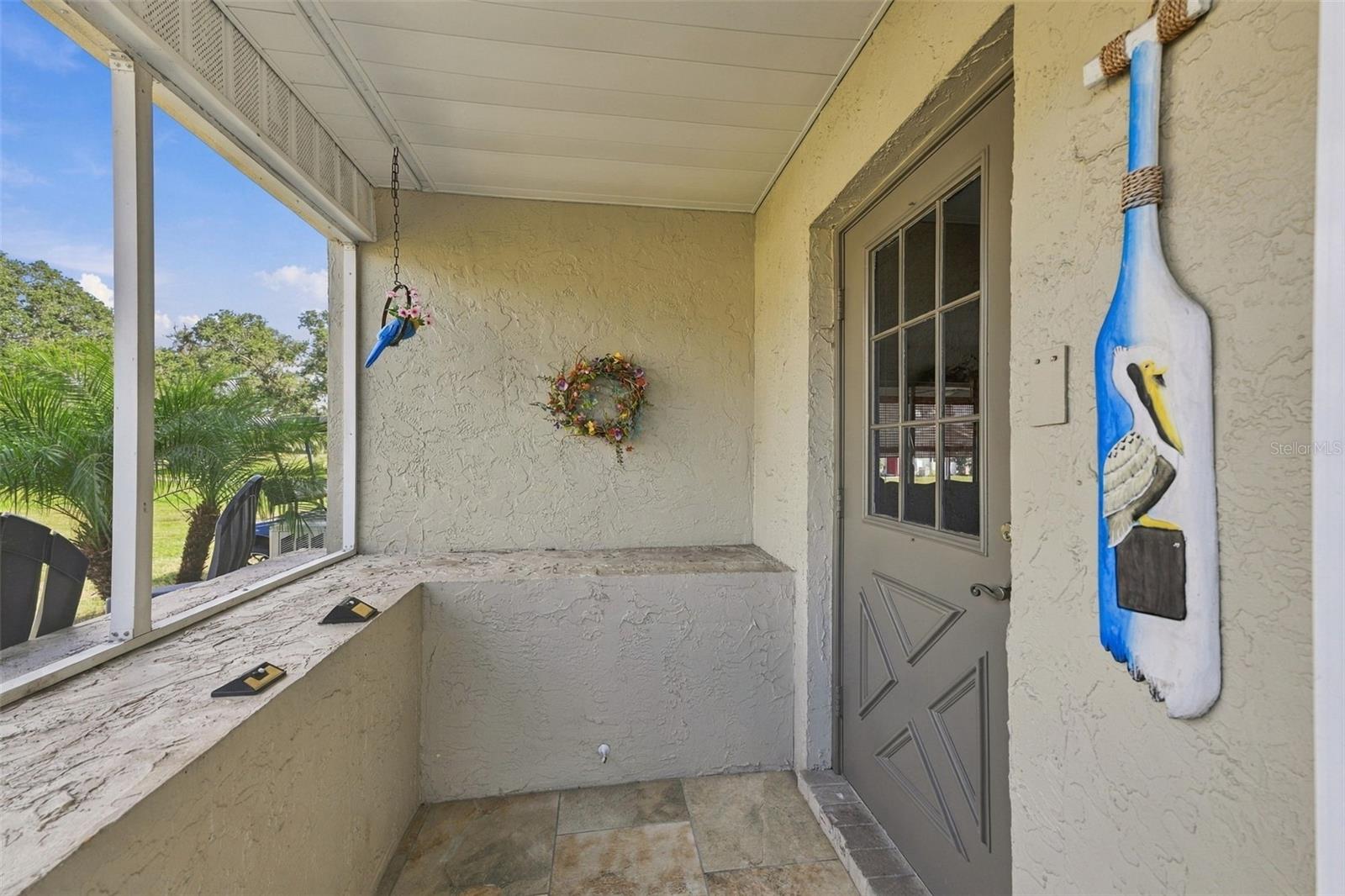 1905 CANTERBURY LANE 8