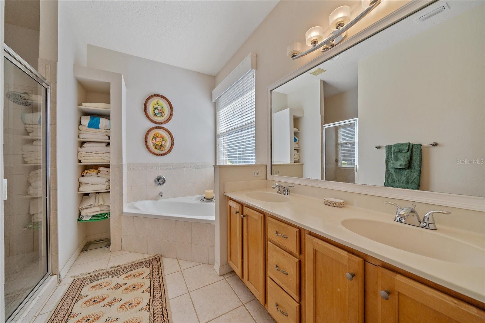 RIVERWALK VILLAGE CYPRESS BANKS SP H 1&2 - Residential