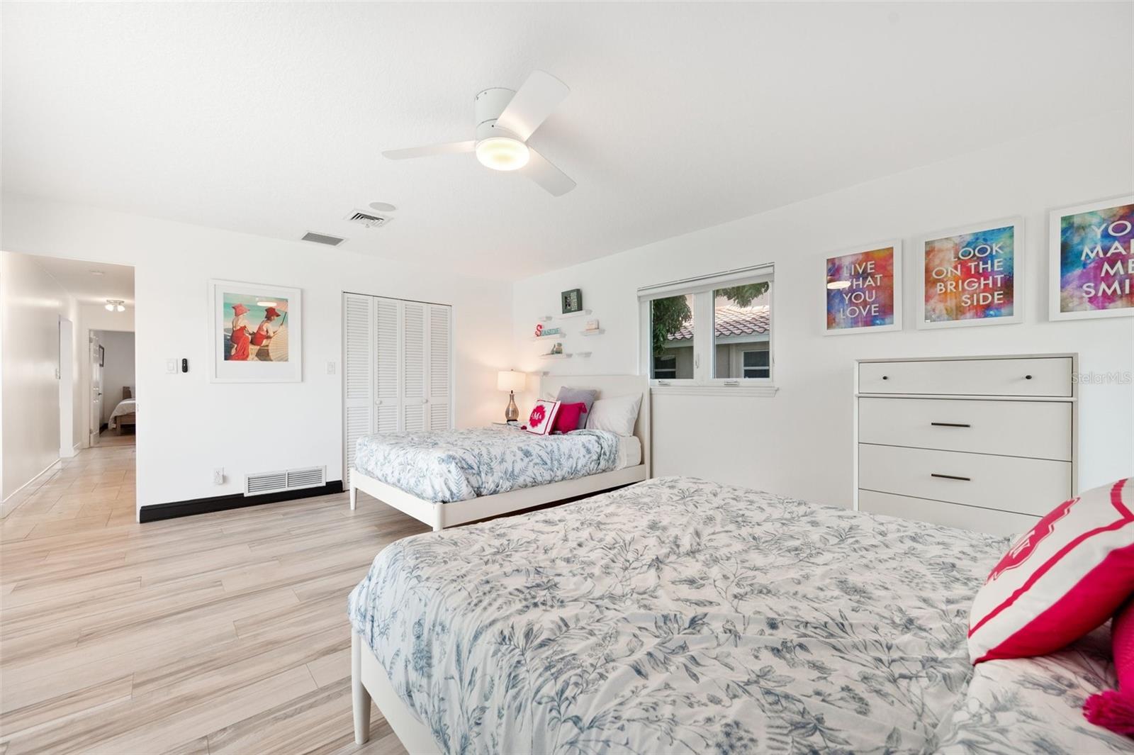 COUNTRY CLUB SHORES SEC 03 - Residential