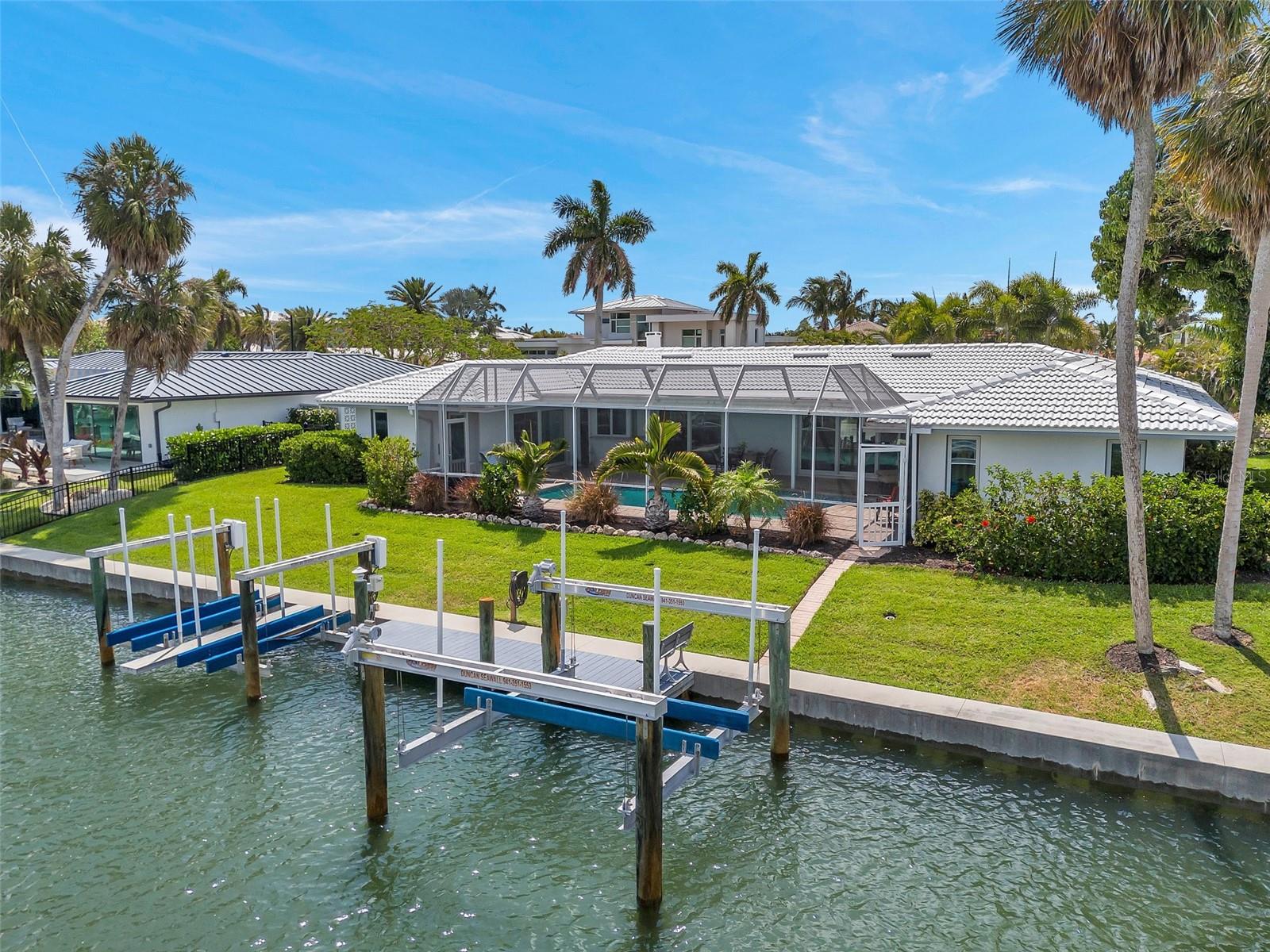 COUNTRY CLUB SHORES SEC 03 - Residential