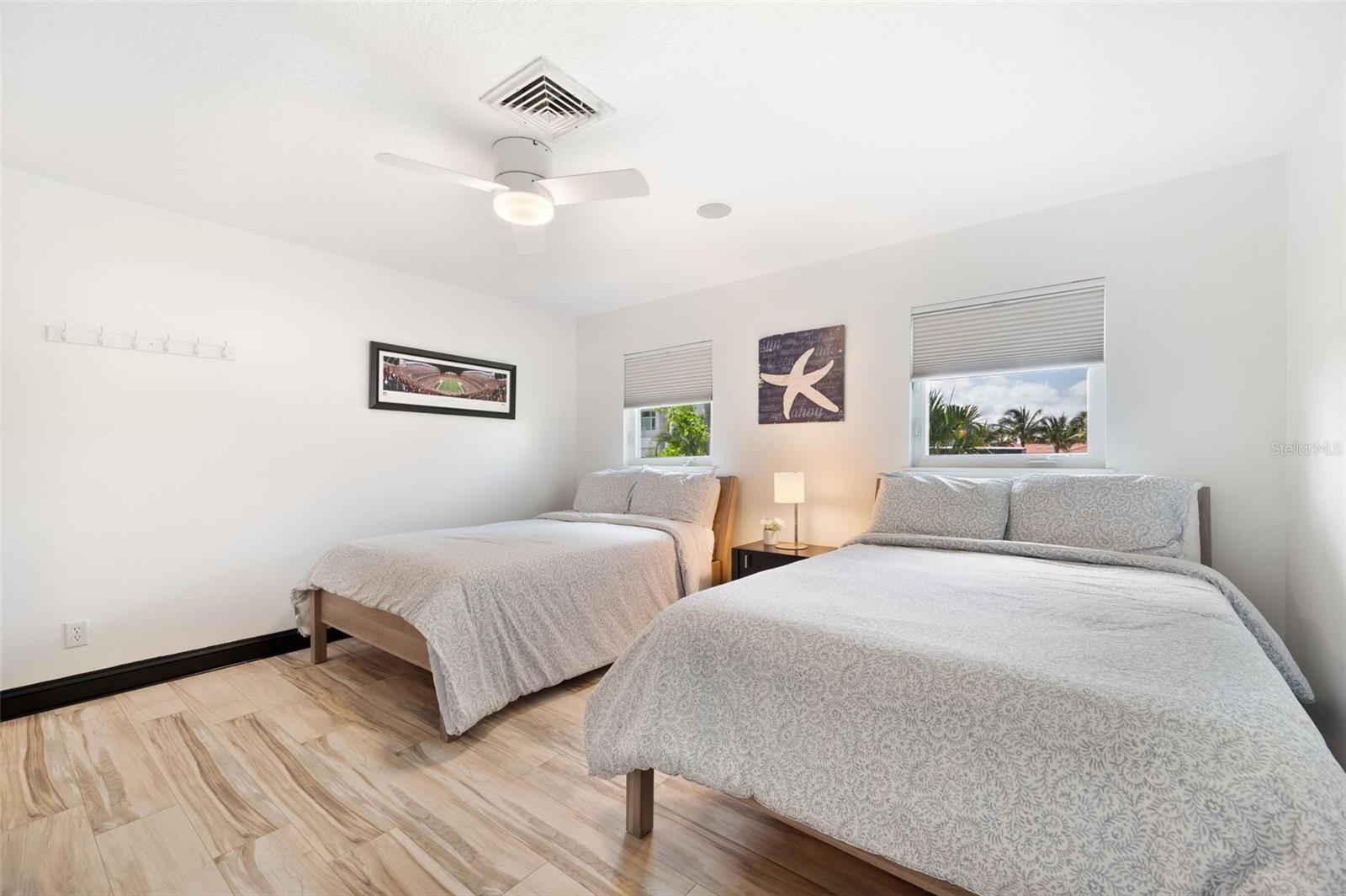 COUNTRY CLUB SHORES SEC 03 - Residential