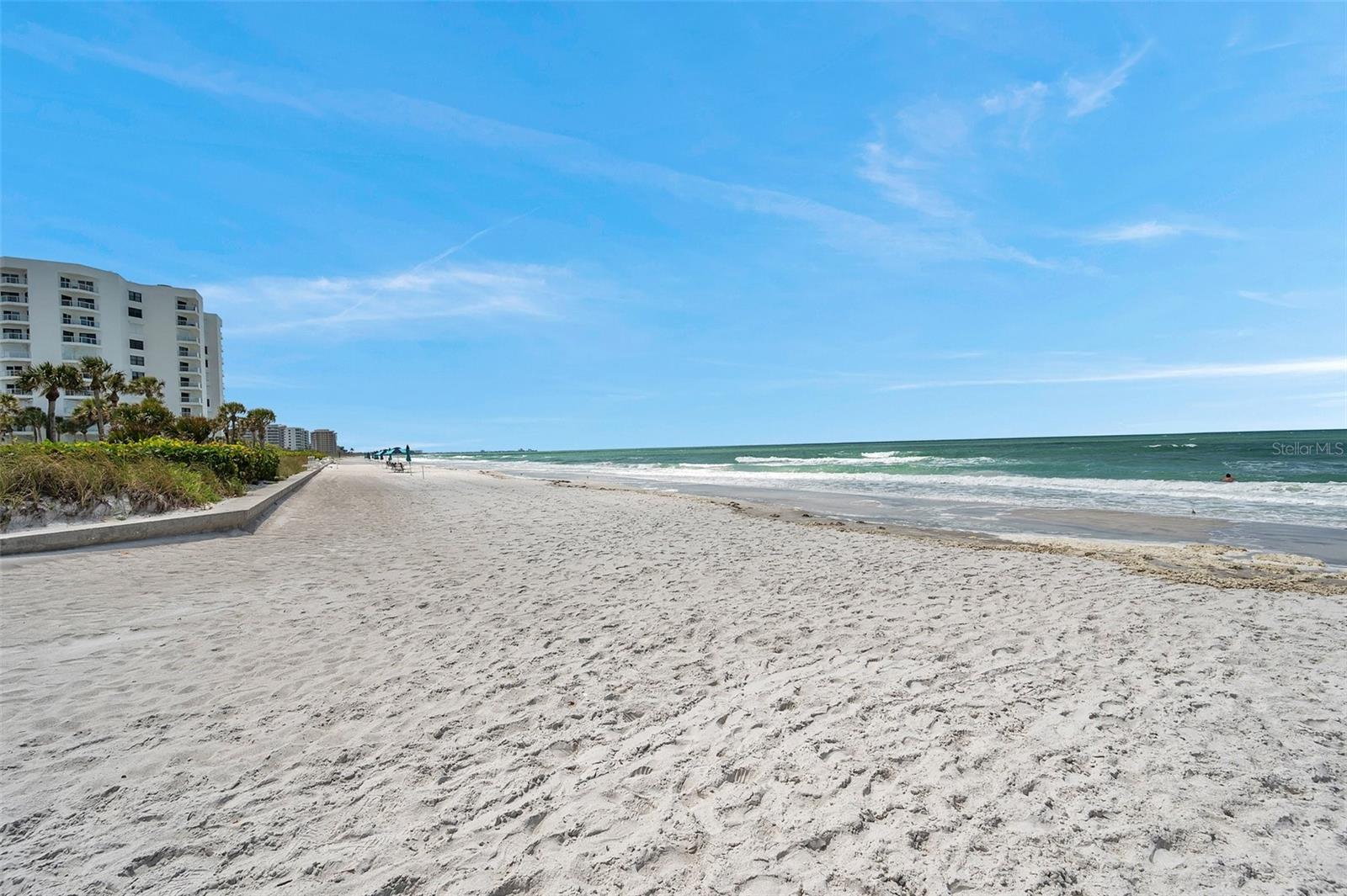 COUNTRY CLUB SHORES SEC 03 - Residential