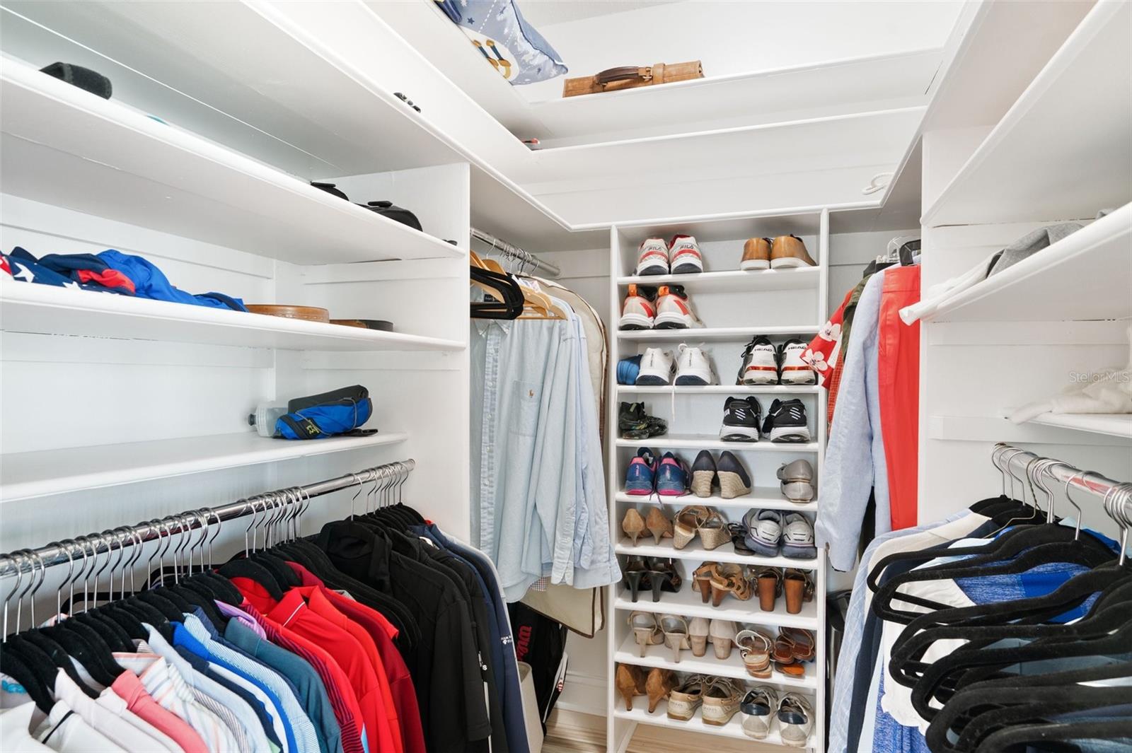 COUNTRY CLUB SHORES SEC 03 - Residential