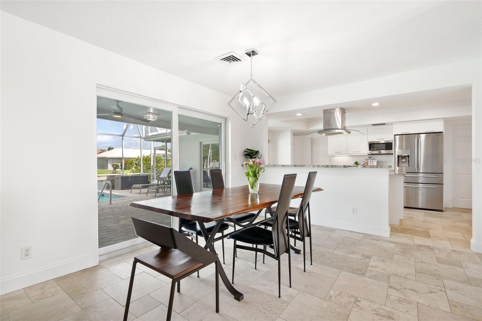 COUNTRY CLUB SHORES SEC 03 - Residential