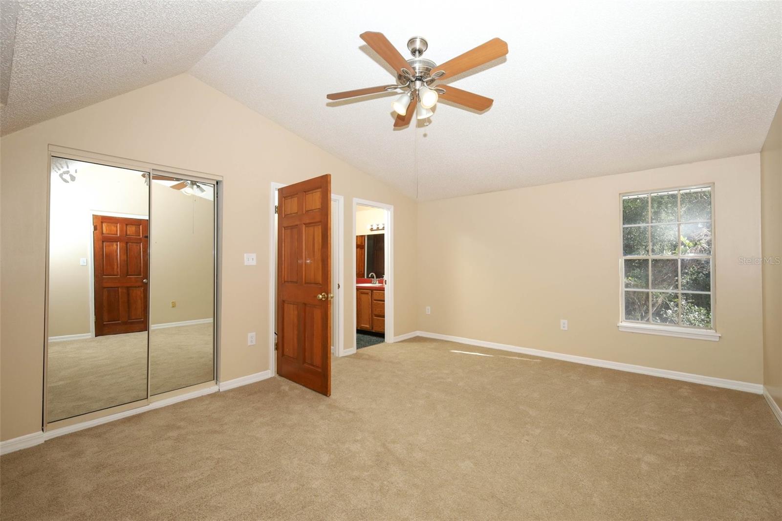 APPLE ORCHARD THE - Residential