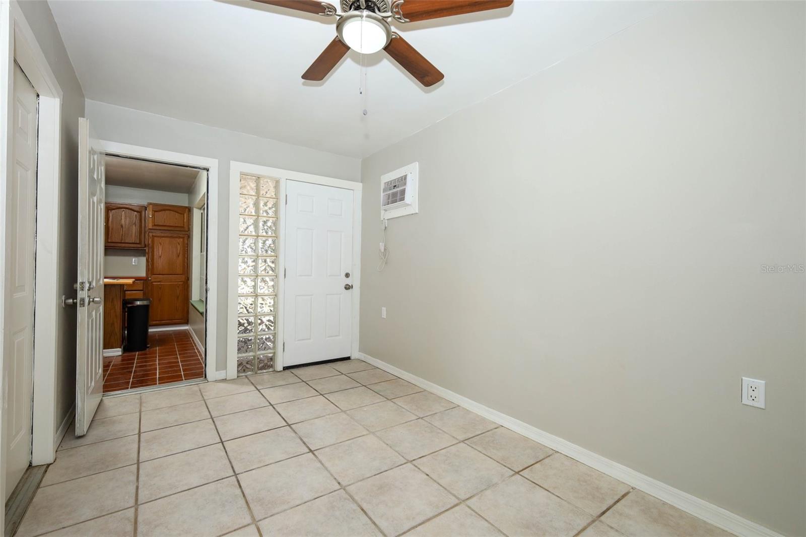 APPLE ORCHARD THE - Residential