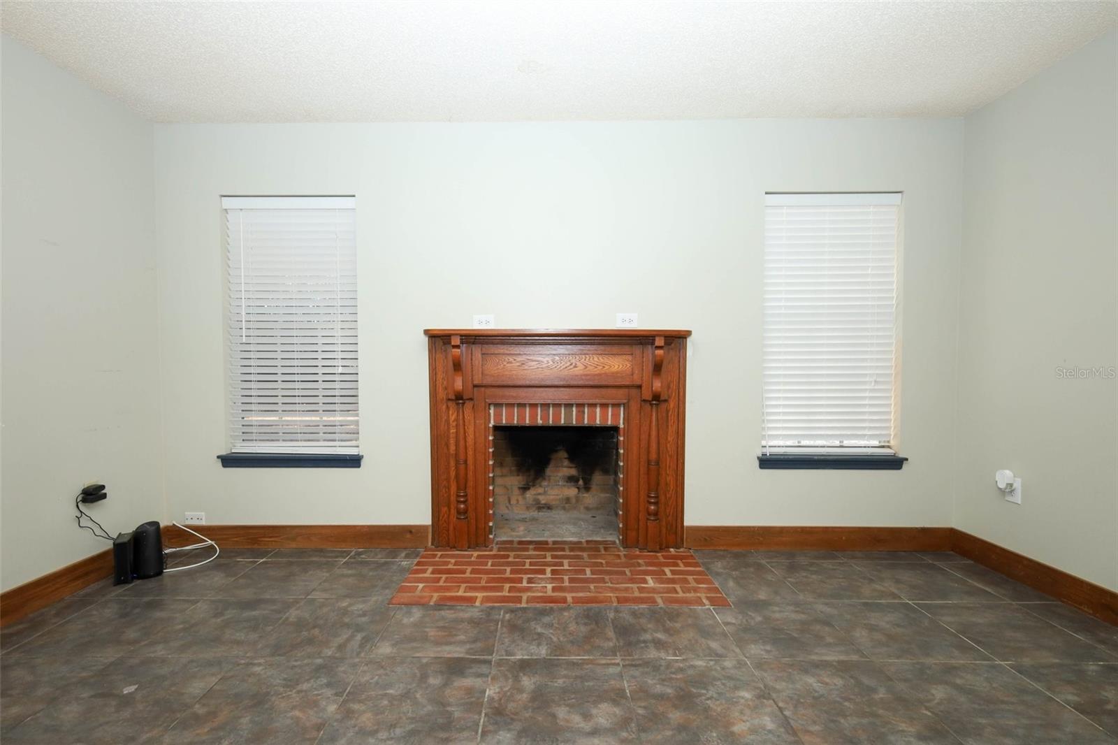 APPLE ORCHARD THE - Residential