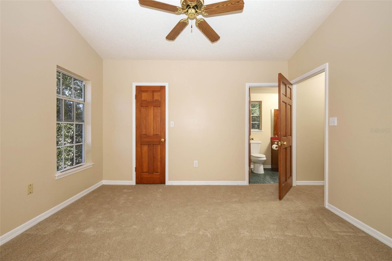 APPLE ORCHARD THE - Residential