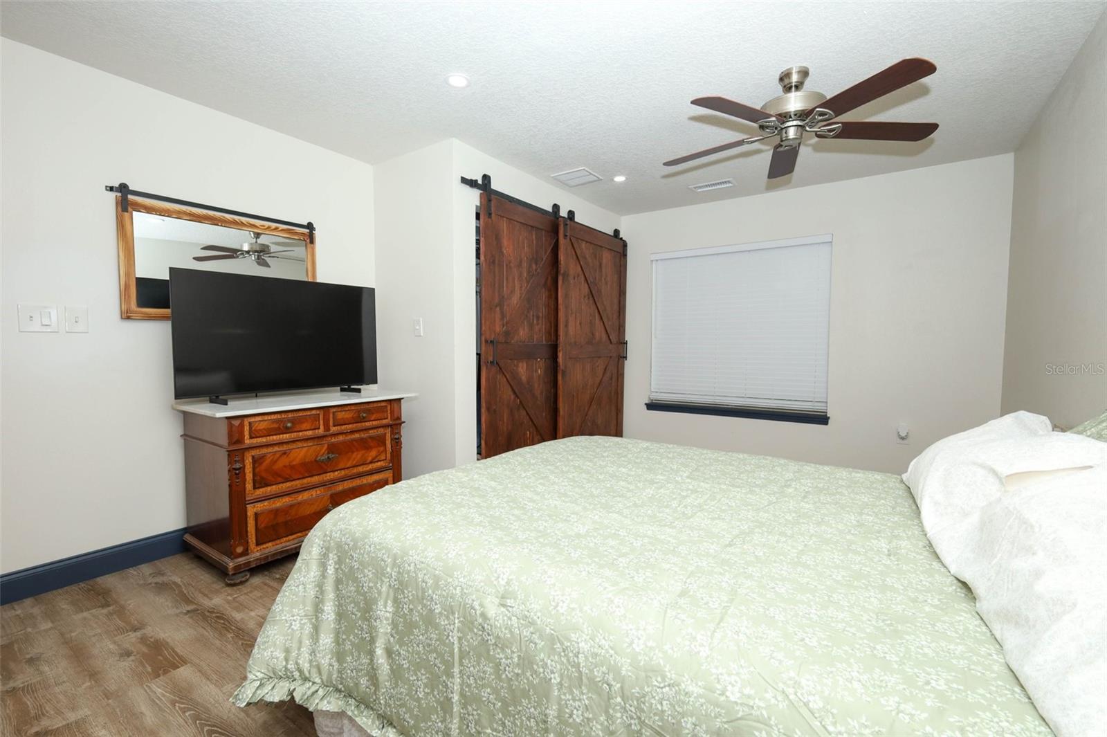 APPLE ORCHARD THE - Residential