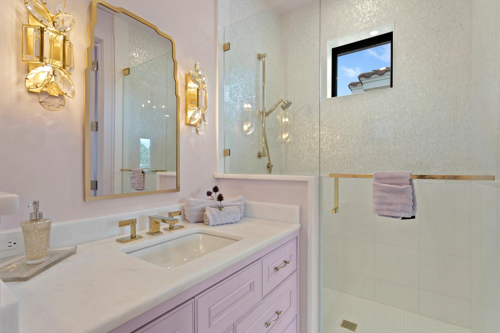 BAYSHORE ESTATES 3 - Residential