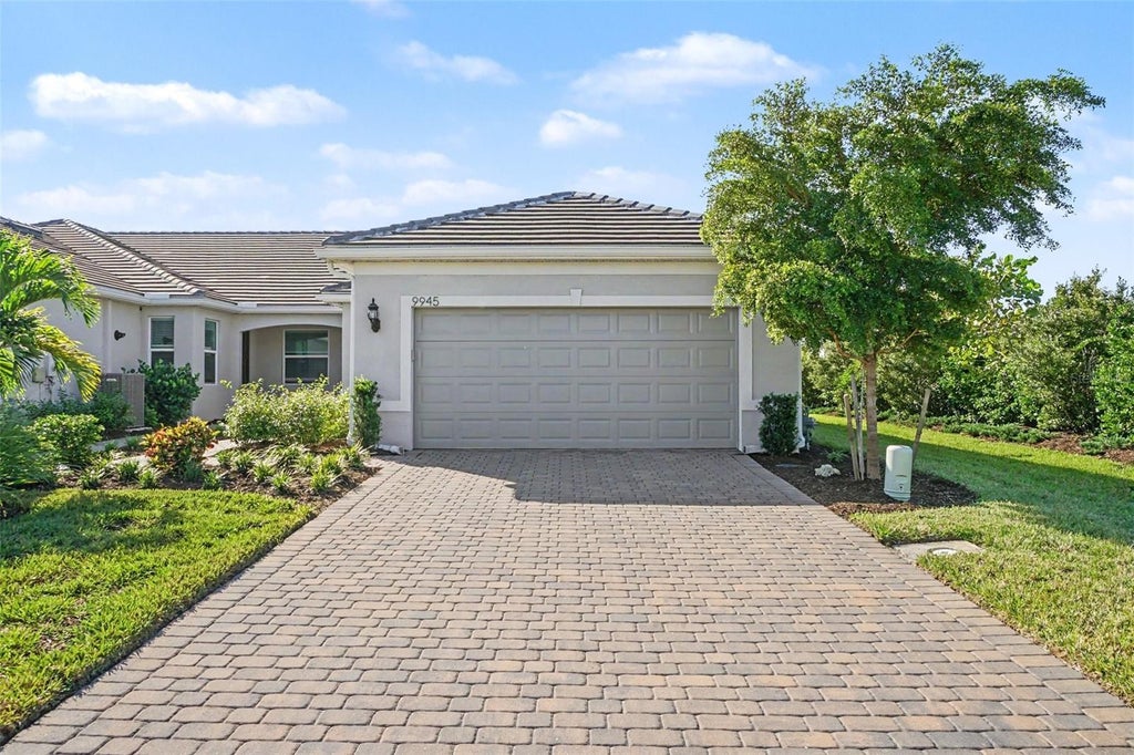 Photo of 9945 Bright Water Drive, Englewood, FL 34223 (MLS # A4710814)